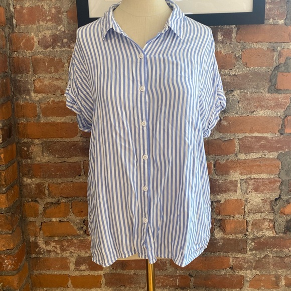 beachlunchlounge Blue/White Stripe Button Down - Picture 1 of 8